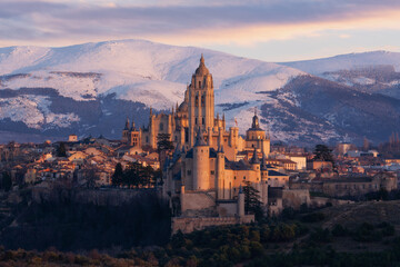 Segovia y sus monumentos (version hora dorada) - obrazy, fototapety, plakaty
