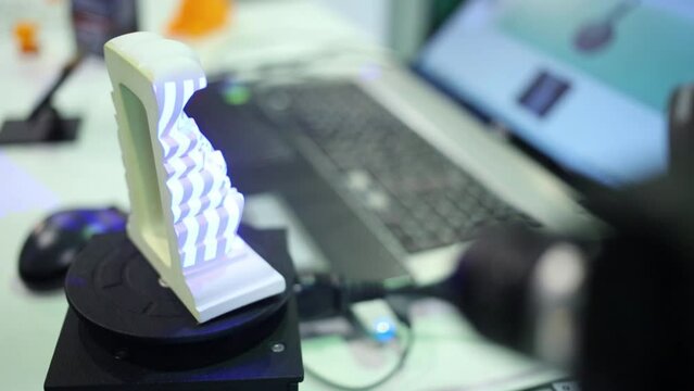 Working modern 3D-scanner reading data of rotating object