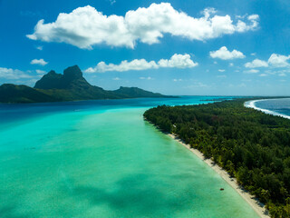 Obraz premium Bora Bora paradise by drone, French Polynesia