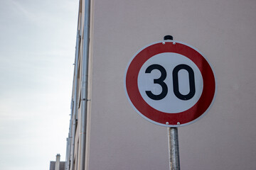 Tempo 30 Schild