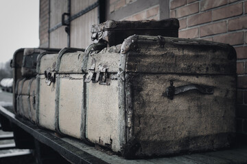 Old Suitcase - Baggage - Travel - Vintage - Style - Classic - Antique - Retro - Concept - Gepäck -...