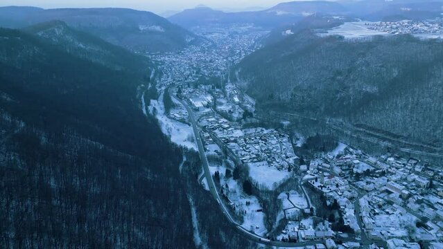 Kleines Dorf genannt 'Holznau' im Winter, S&uuml;d Deutschland.