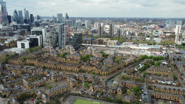 Wapping and Whitechapel districts in East London