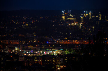 Fototapeta na wymiar Bergische Universität Wuppertal bei Nacht