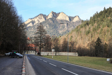 CERVENY KLASTOR, SLOVAKIA - NOVEMBER 09, 2022: Trzy Korony- Three Crowns is the highest peak of Pieniny Srodkowe in Poland. © agneskantaruk