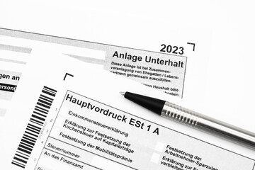 Obraz premium Unterhalt Steuerformular