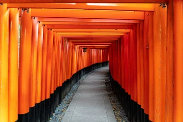Foto auf Alu-Dibond Fushimi Inari Taisha Torii Schrein der tausend Torii in Kyoto © gottsfam