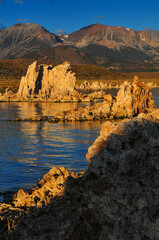 Dawn on the tufa towers around Mono Lake, Eastern Sierra, California, USA.