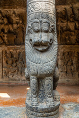 Fototapeta na wymiar Thiru Parameswara Vinnagaram temple ancient idol statues decoration, Kanchipuram, Tondaimandalam region, Tamil Nadu, South India