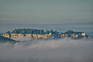 Festung Königstein im Nebelmeer