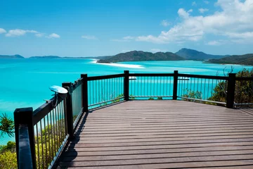 Papier Peint photo autocollant Whitehaven Beach, île de Whitsundays, Australie Viewpoint or Belvedere in Whitehaven Beach is on Whitsunday Island. The beach is known for its crystal white silica sands and turquoise colored waters. Autralia, Dec 2019