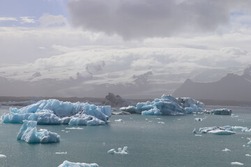 Iceland, Jokulsarlon Lagoon, Turquoise icebergs floating in Glacier Lagoon on Iceland.