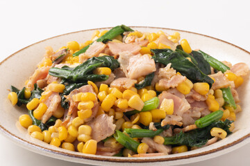 ほうれん草とベーコンのコーンバター