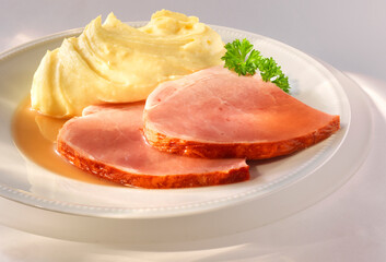Osterschinken, Schinken, Braten, Kartoffelpürree, Tellergericht,