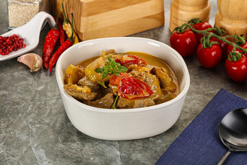 Yellow THai curry with beef
