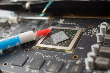 Applying Thermal Paste on a Central Processing Unit for Enhanced Cooling
