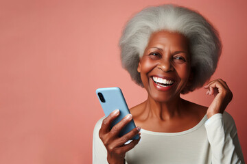 Naklejka premium An elderly black woman smiling and laughing with her phone against a colored background. ai generative