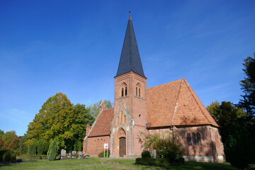 Dorfkirche Lüssow