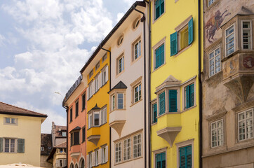 Fototapeta premium Architektur in Bozen, Südtirol