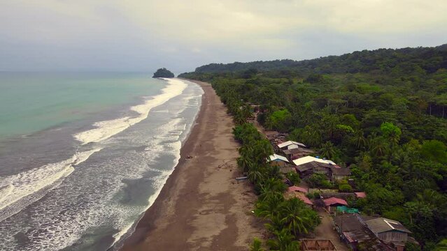 20240103 Termales Nuqui clips 1