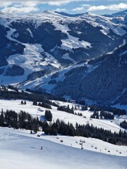 Skifahren in Saalbach Hinterglemm