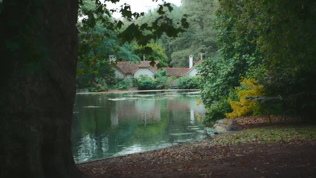 London countryside manor lakeside shores housing 