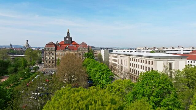 Drone ascent over the Saxon State Chancellery in Dresden