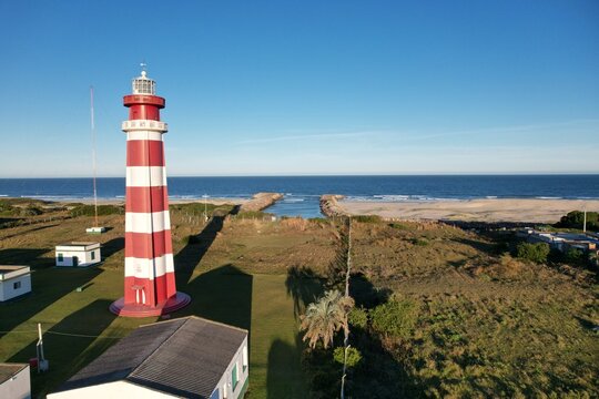 farol, barra do chu&iacute;