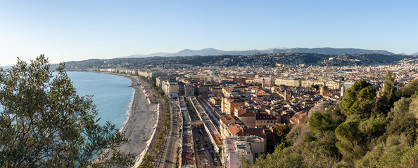 Vue panoramique sur Nice et la promenade des Anglais