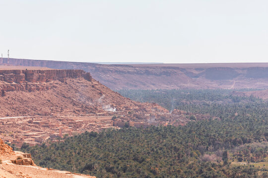 View of the Palmeraie, a valley with palm trees along the Ziz Valley with canyon near Errachidia, Morocco.