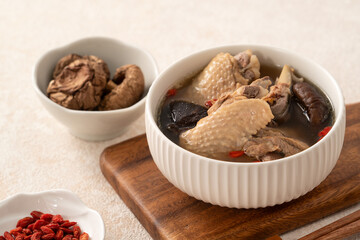 Delicious shiitake mushroom chicken soup, traditional Taiwanese soup.