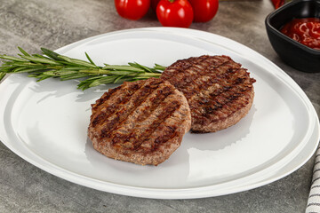 Grilled two beef burger cutlet