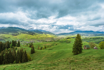 Obraz premium amazing spring (summer) mountain landscape. natural background
