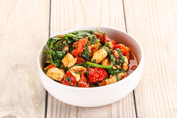 Chicken with tomato and spinach
