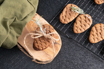 Pine cone shaped gingerbread cookies.