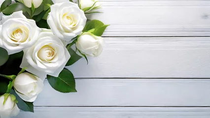 Fotobehang Białe róże na deskach, puste miejsce na tekst © Iwona
