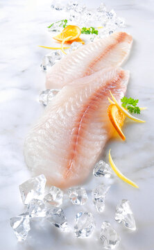 Seehecht, Fischfilet, Seehechtfilet, roh, Eis, crusheis, Fisch,
