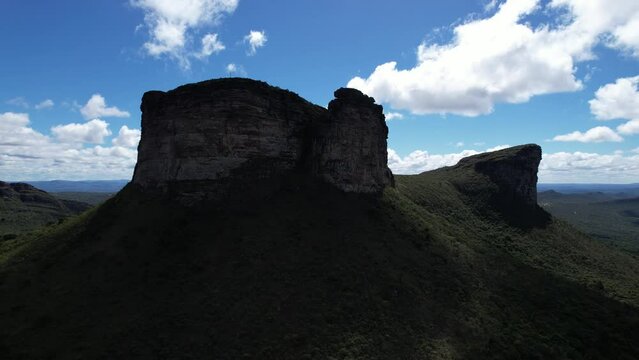 Morro do Pai In&aacute;cio, flying up in front of mountain wall in Chapada Diamantina, Bahia, Brazil.