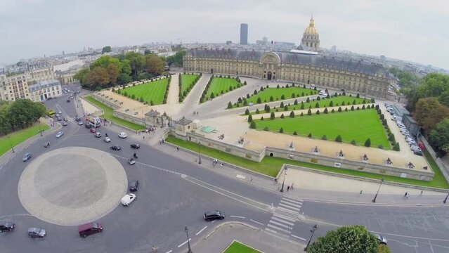 Cityscape with traffic on square Rond-Point du Bleuet de France