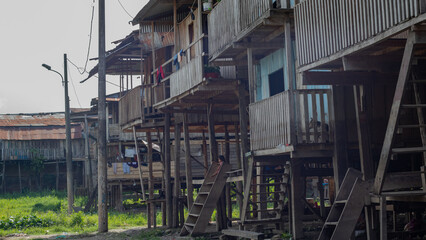 Fototapeta na wymiar Casas de madera, barrio belen iquitos peru