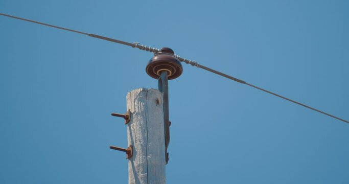 Electric post / Isolator closeup 2
