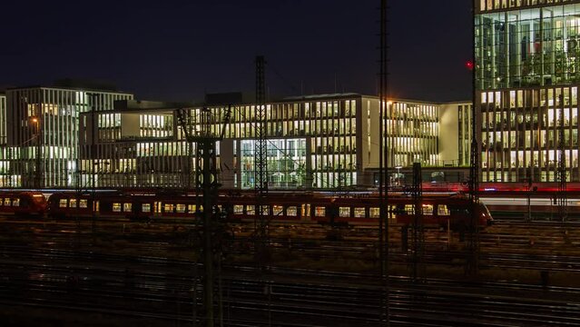 Mesmerizing Nighttime Train Motion at Munich's Hackerbr&uuml;cke Station
