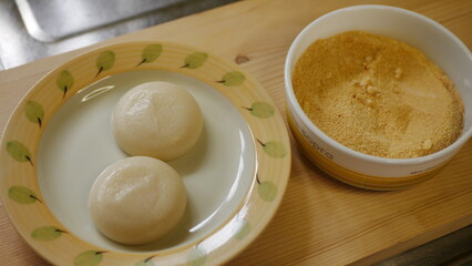 家庭で作る簡単きな粉餅