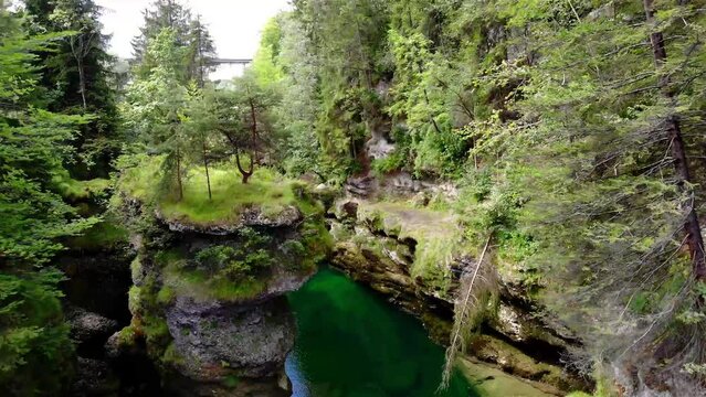 Sch&ouml;ner Wasserfall - Traunfall im Salzkammergut