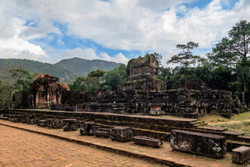 Fototapeta na wymiar My Son Sanctuary ruined Shaiva Hindu temples in central Vietnam
