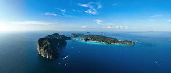 Panoramic view from above, stunning aerial view of Ko Phi Phi Don. Ko Phi Phi Don is the main island of Thailand’s Ko Phi Phi archipelago. Andaman Sea, Krabi, Thailand. - obrazy, fototapety, plakaty