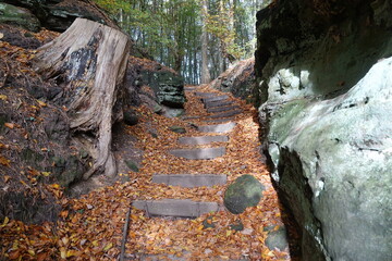 Felsen bei Consdorf im Muellerthal, Luxemburg
