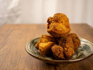 沖縄のサーターアンダギー