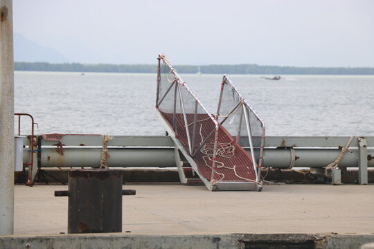 boat on the beach