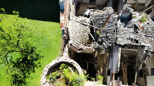 Drohnenflug Wildbad Innichen in S&uuml;dtirol Lost Place